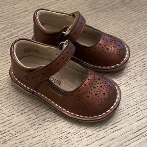 L’Armour shoes.  Excellent condition. Size 5